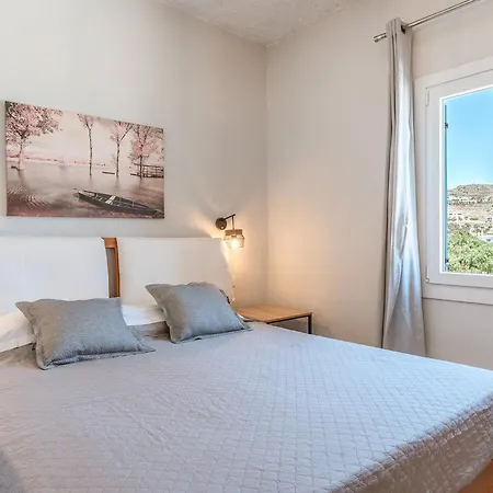 Porto Galini Tinos Syros 105 بيت للعطل *